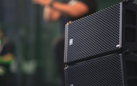line array speakers for live gig 